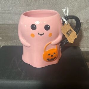 Pink ghost‎ trick-or-treat with a pumpkin made by Lang new tags